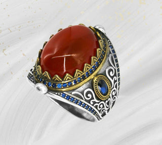 Bold men’s rings with natural agate and onyx