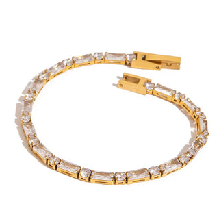 1 piece White Baguette Tennis Bracelet – 18K Gold Vermeil | Dubai Collection - Yadman Emarati