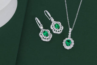 Luxury emerald gemstone necklace in platinum-plated 925 silver