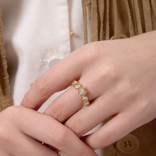 Five Hearts Zircon Ring – Dubai Collection