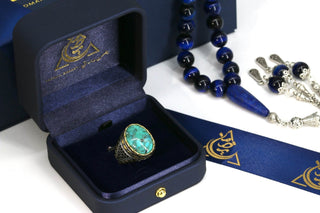 Elegant turquoise ring with platinum and antique silver finish for men